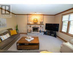 244 ENSIGN CRESCENT - 24