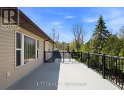 9996 HURON STREET - 32