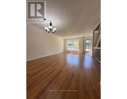 39 - 475 SANDRINGHAM CRESCENT - 5