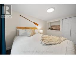 11 KING STREET E - 23