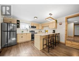11 KING STREET E - 25