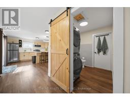 11 KING STREET E - 33