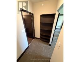 1606 - 1235 RICHMOND STREET - 18