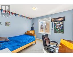 2180 LILAC AVENUE - 24