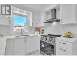 26 GRASMERE CRESCENT - 14