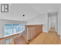 26 GRASMERE CRESCENT - 20
