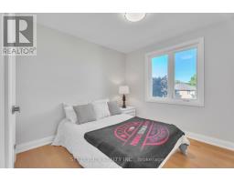 26 GRASMERE CRESCENT - 25