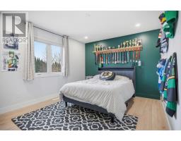 2114 RIVERBEND ROAD - 40
