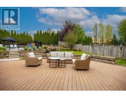 2114 RIVERBEND ROAD - 9