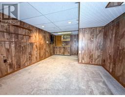 785 ROSS AVENUE - 15