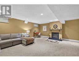 75 BRISCOE STREET W - 26