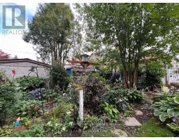 55 LINWOOD STREET - 31