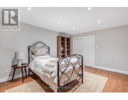 39 SUMMERDALE CRESCENT - 40
