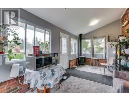 124623 SIMCOE STREET - 10