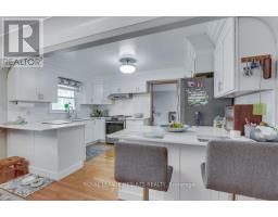 124623 SIMCOE STREET - 14
