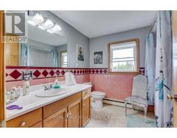 124623 SIMCOE STREET - 21