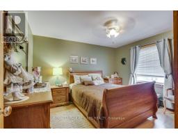 124623 SIMCOE STREET - 22
