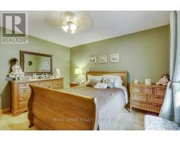 124623 SIMCOE STREET - 24