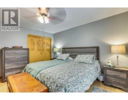 124623 SIMCOE STREET - 28