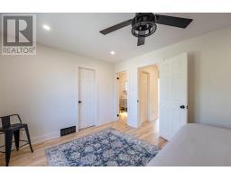 168 GIBSON CRESCENT - 19