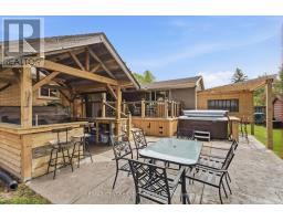 70 BRENTWOOD CRESCENT - 44