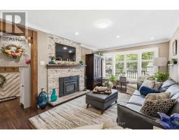 70 BRENTWOOD CRESCENT - 7
