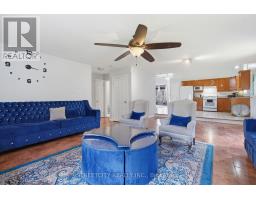 210 HAWTHORNE ROAD - 21