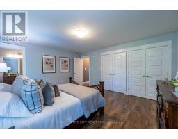 2580 DUNDAS STREET - 15