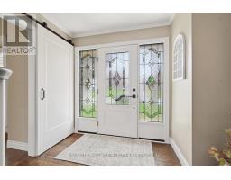 11 RUNNYMEDE CRESCENT - 2