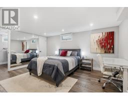 11 RUNNYMEDE CRESCENT - 35