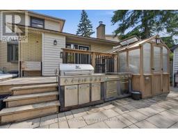 11 RUNNYMEDE CRESCENT - 39