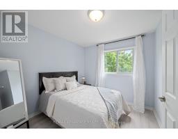 25 - 750 OSGOODE DRIVE - 17