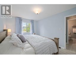 25 - 750 OSGOODE DRIVE - 22