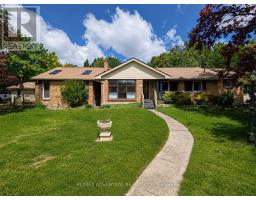 439 COOMBS AVENUE - 1