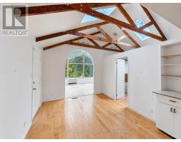 439 COOMBS AVENUE - 7