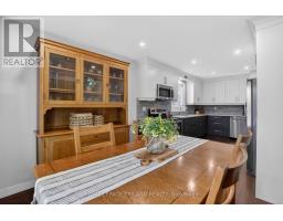 31 BEECHBANK CRESCENT - 12