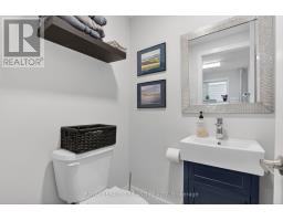 31 BEECHBANK CRESCENT - 23