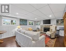 31 BEECHBANK CRESCENT - 24