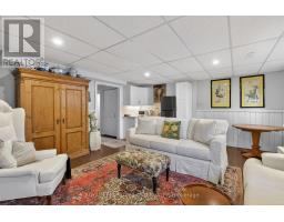 31 BEECHBANK CRESCENT - 25