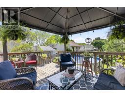 31 BEECHBANK CRESCENT - 33