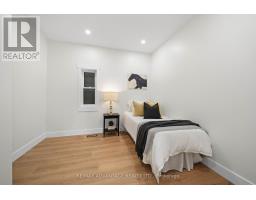 209 VICTORIA STREET - 24