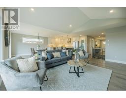 127 LILA STREET - 22