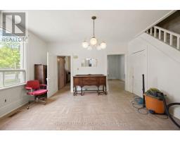 553 PICCADILLY STREET - 12