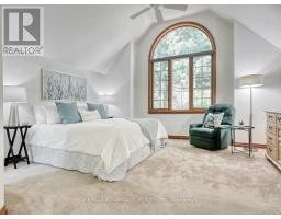 10404 PINETREE DRIVE - 15