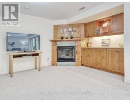 10404 PINETREE DRIVE - 34