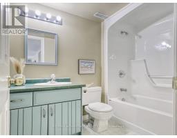 10404 PINETREE DRIVE - 38