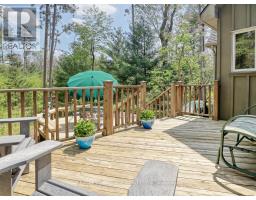 10404 PINETREE DRIVE - 43