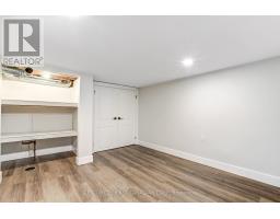 20 RENNY CRESCENT - 18