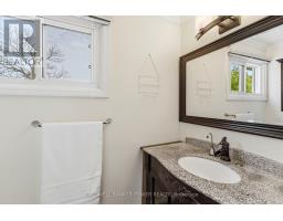 19 LINKSGATE ROAD - 23