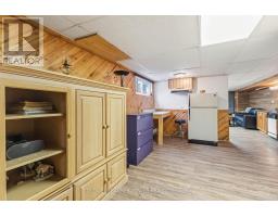 19 LINKSGATE ROAD - 33